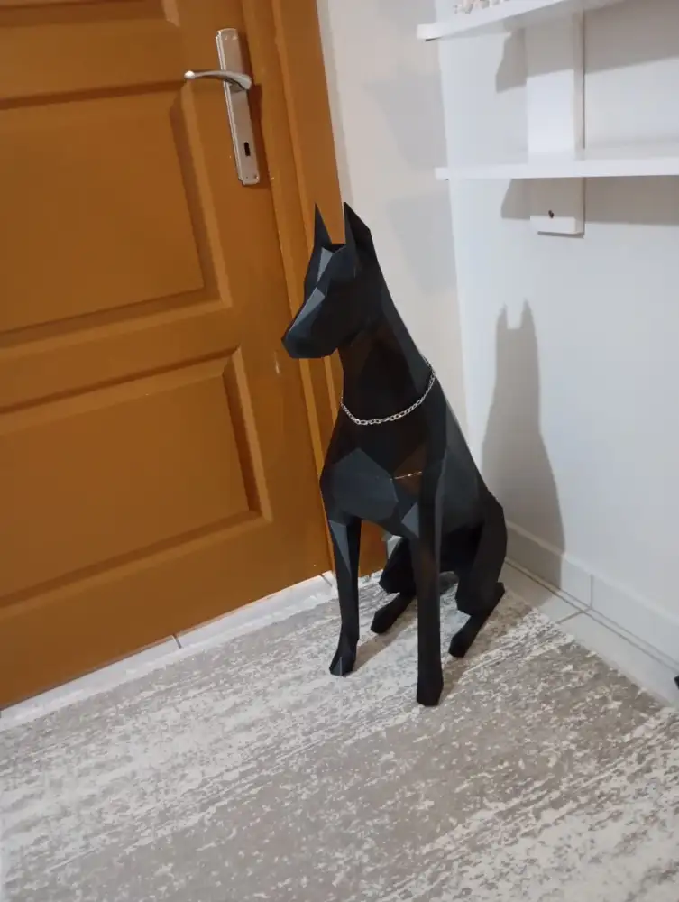 Low Poly Dobermann 82 cm