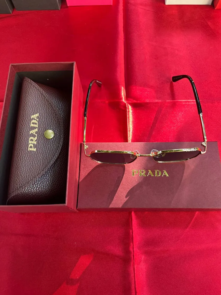 prada kadin gozlugu